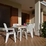 Villaggio Loriana Lägenhet *