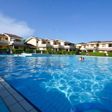 Villaggio Loriana * ビビオーネ